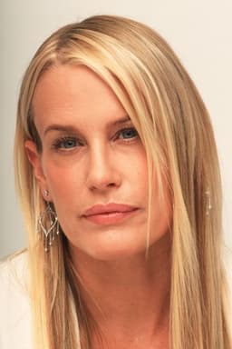 Daryl Hannah profile photo