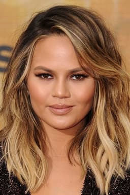 Chrissy Teigen profile photo